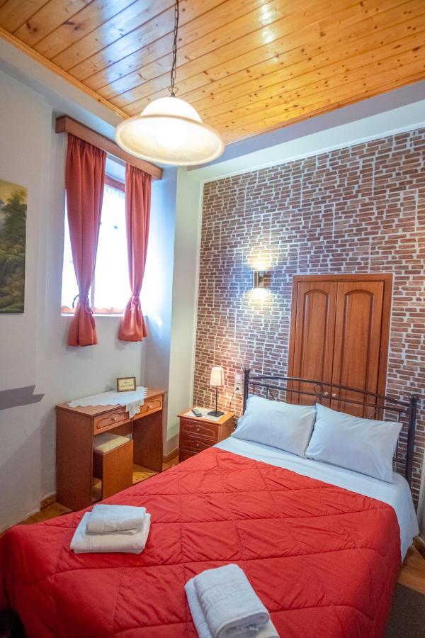 Gkoura Hotel Сирако Екстериор снимка