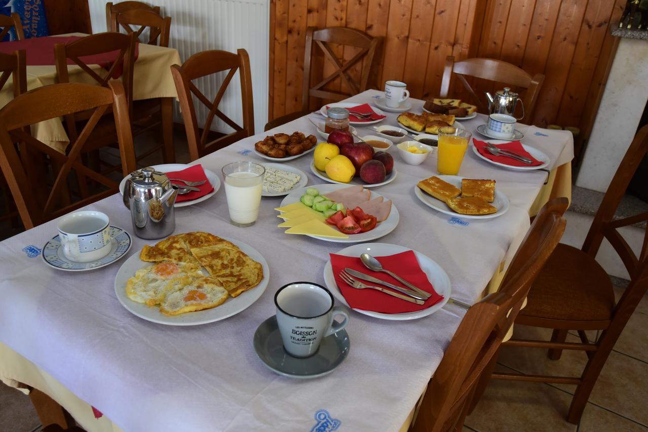 Gkoura Hotel Сирако Екстериор снимка