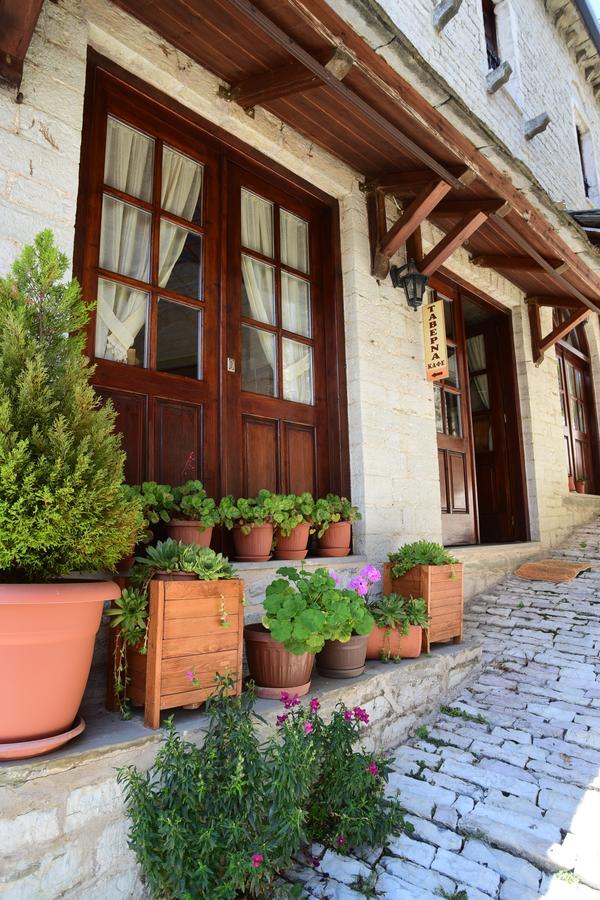 Gkoura Hotel Сирако Екстериор снимка